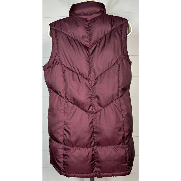 Plum Puffer Vest 🌬️ Winter-Cozy 3/4 Length Layer — Weatherproof - Picture 5 of 8